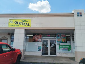 El Quezal Latino Store